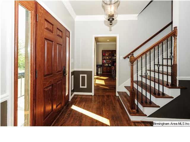 505 Raspberry Road Birmingham, AL 35244 - Photo 4 of 31