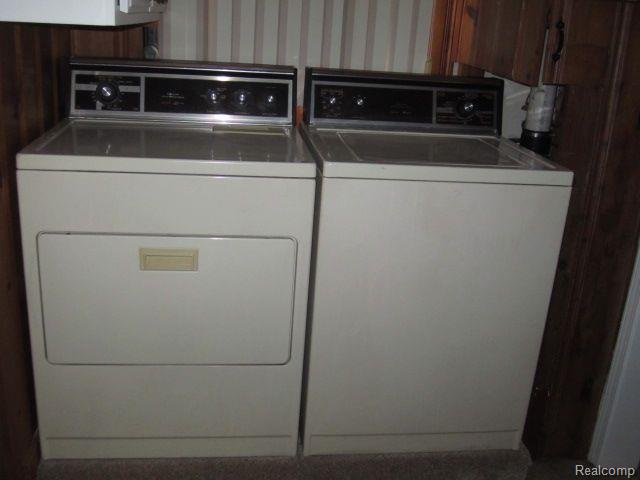 8539 Harding Center Line, MI 48015 - Photo 7 of 14