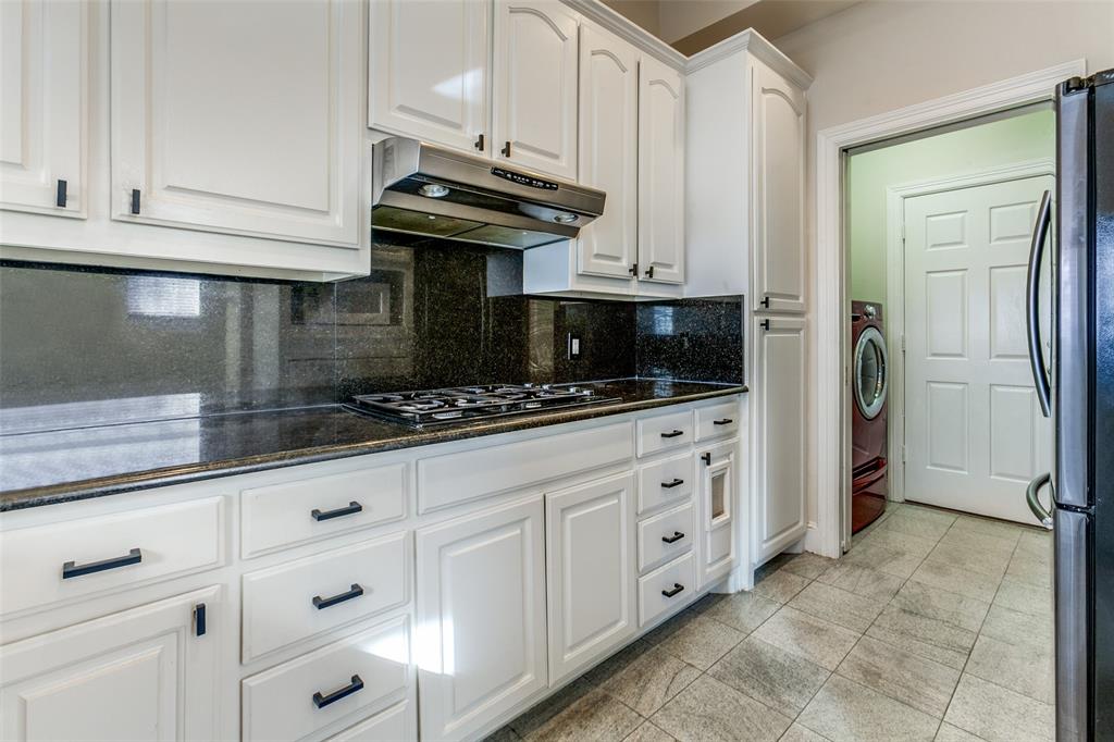 14561 Juliard Way Addison, TX 75001 - Photo 14 of 33