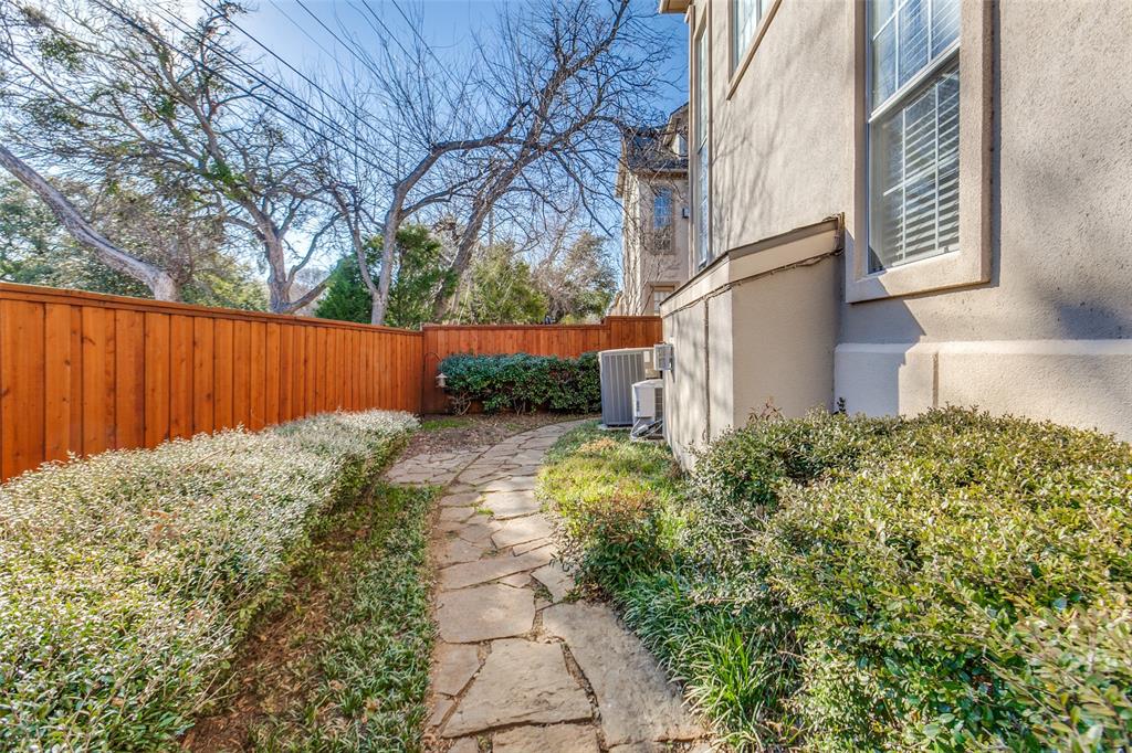 14561 Juliard Way Addison, TX 75001 - Photo 28 of 33