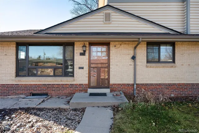$535,000 | 525 Elmira Street, Aurora, CO 80010