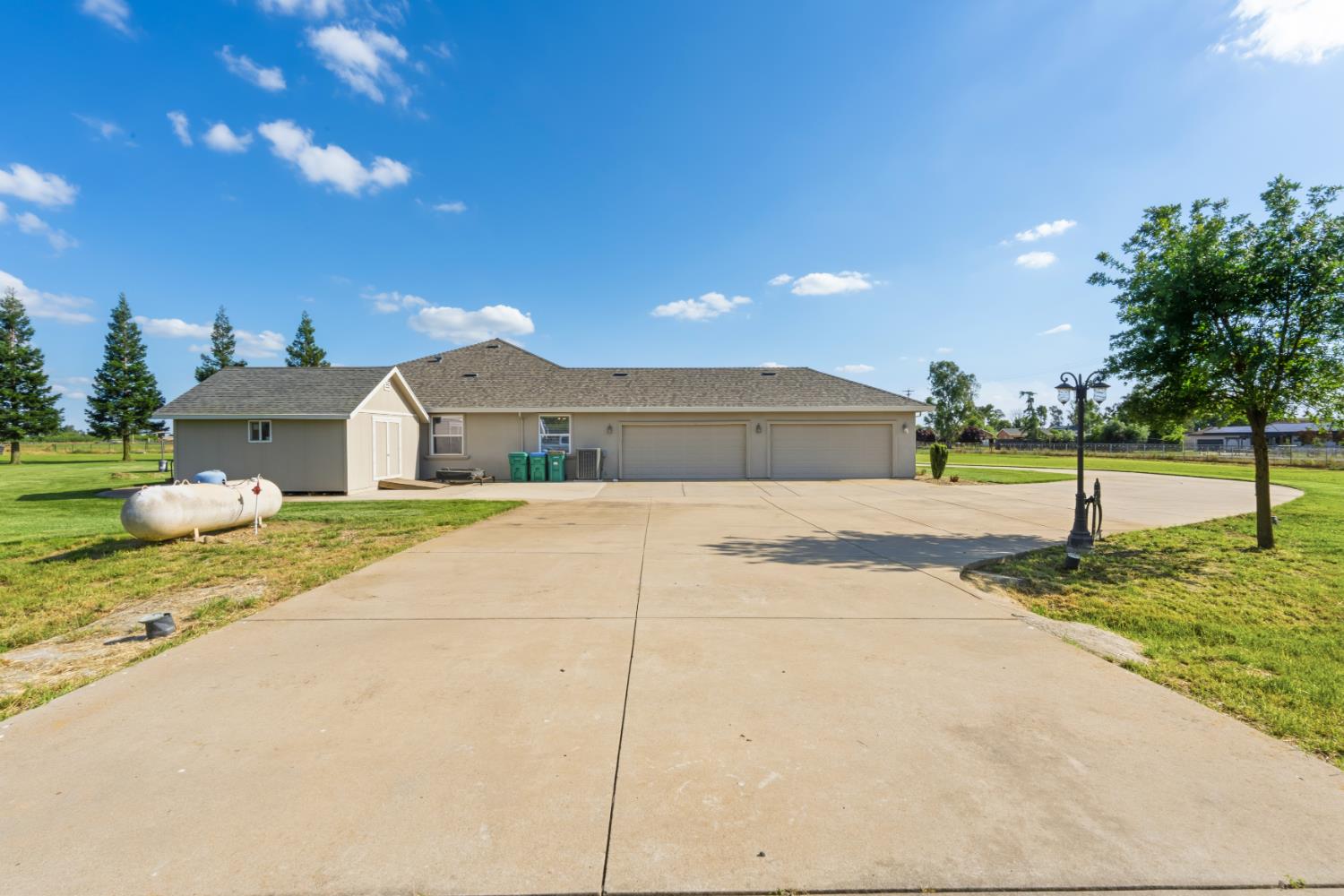 26040 North Jack Tone Road Acampo, CA 95220 - Photo 13 of 82