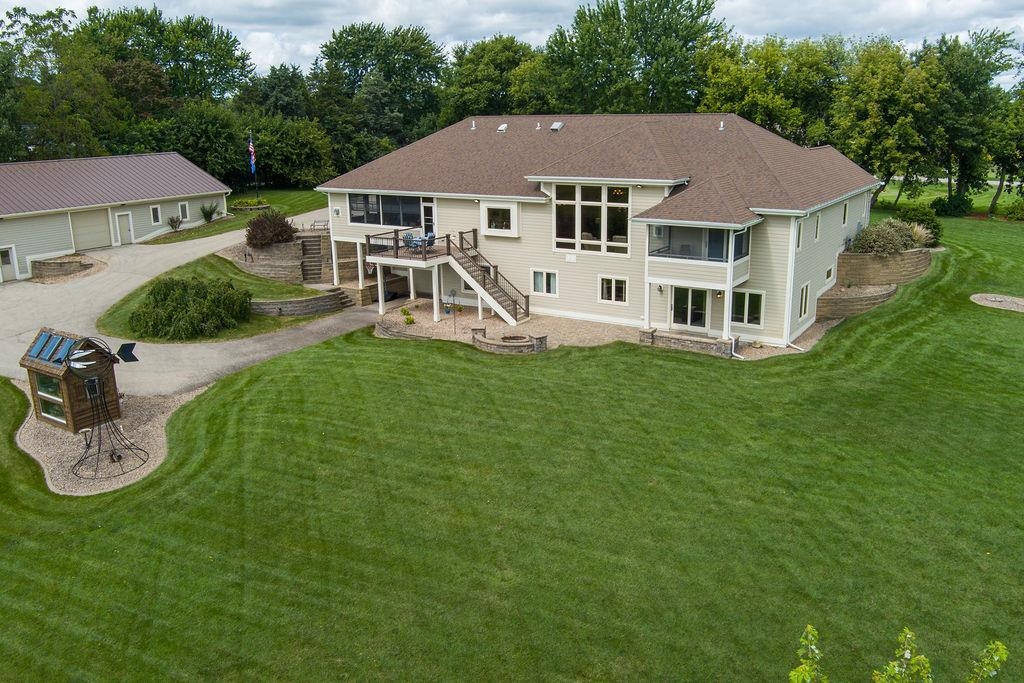 3027 Castleton Crossing Sun Prairie, WI 53590 - Photo 73 of 89