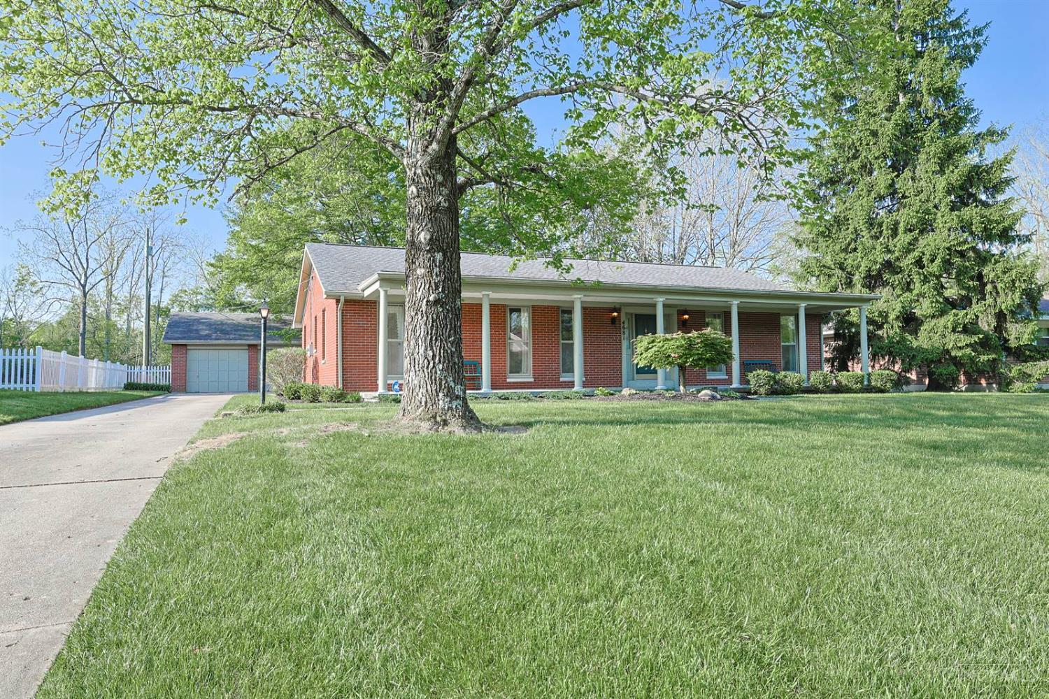 4681 Rose Marie Road Franklin, OH 45005 - Photo 2 of 38