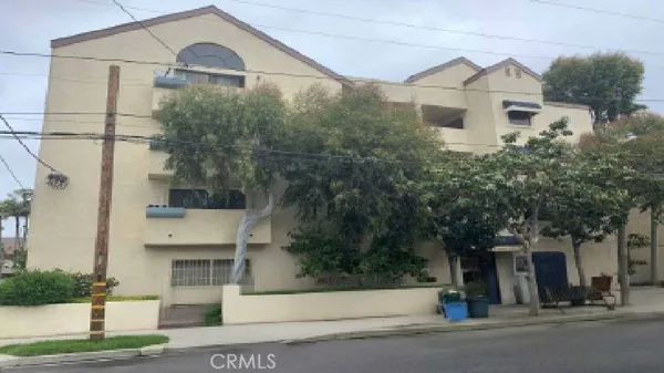 $460,000 | 2309 East 17th Street, Long Beach, CA 90804