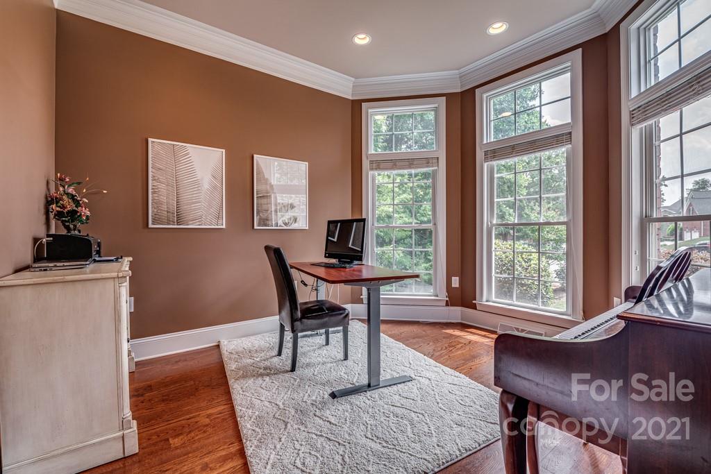 150 Canterbury Crossing Fort Mill, SC 29708 - Photo 16 of 48 a living room with furniture and a window