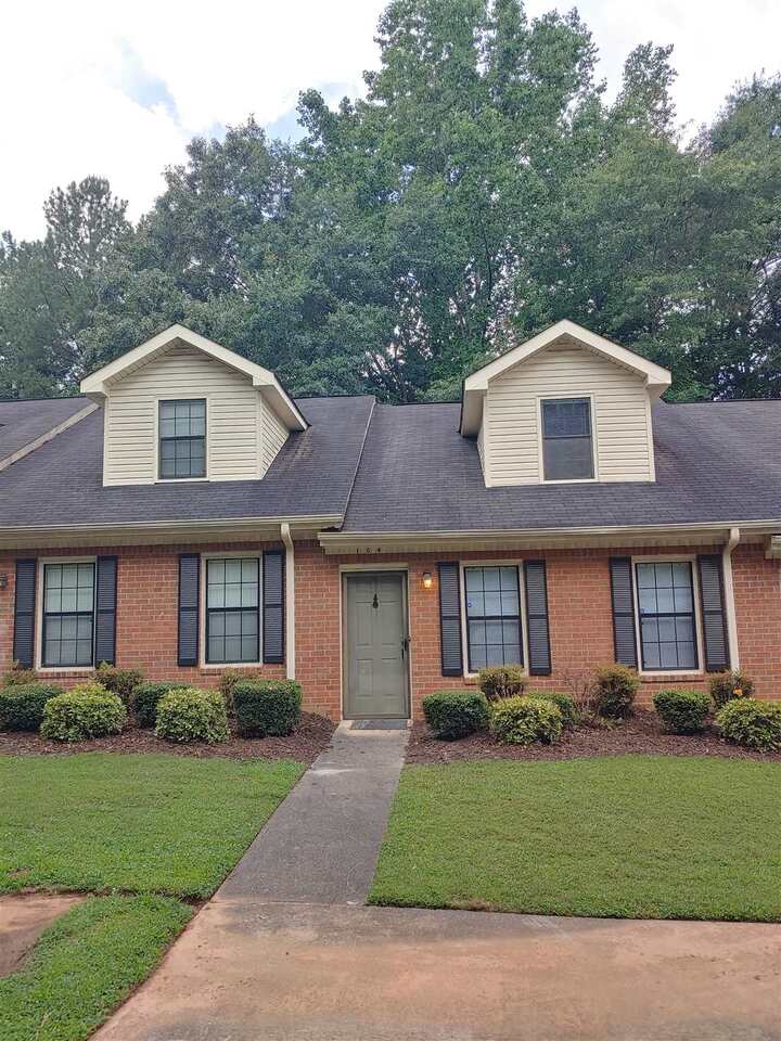 635 Huntington Road Athens, GA 30606 - Photo 1 of 1