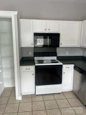 $1,699 | 8901 Cinnabay Drive, Charlotte, NC 28216