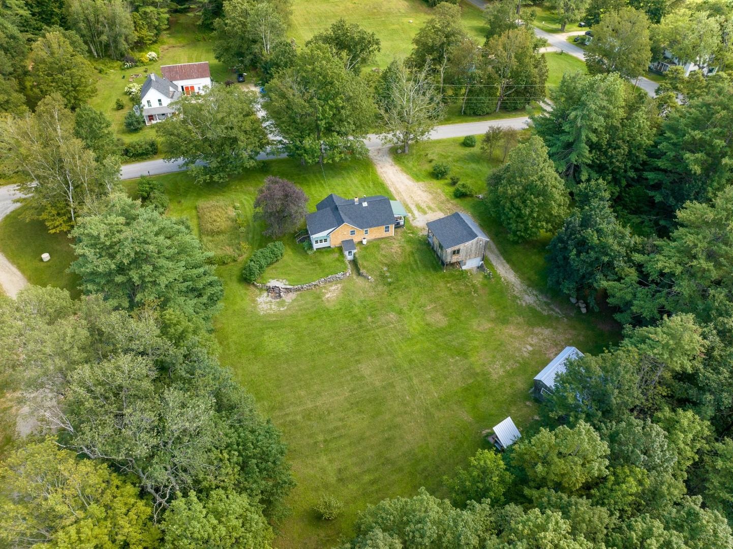85 East Side Road Wentworth, NH 03282 - Photo 1 of 39 Gallery Image 1