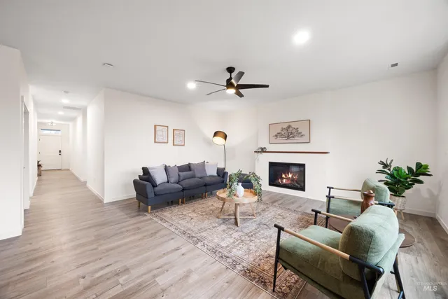 $589,900 | 6864 West Corona Street, Boise, ID 83709