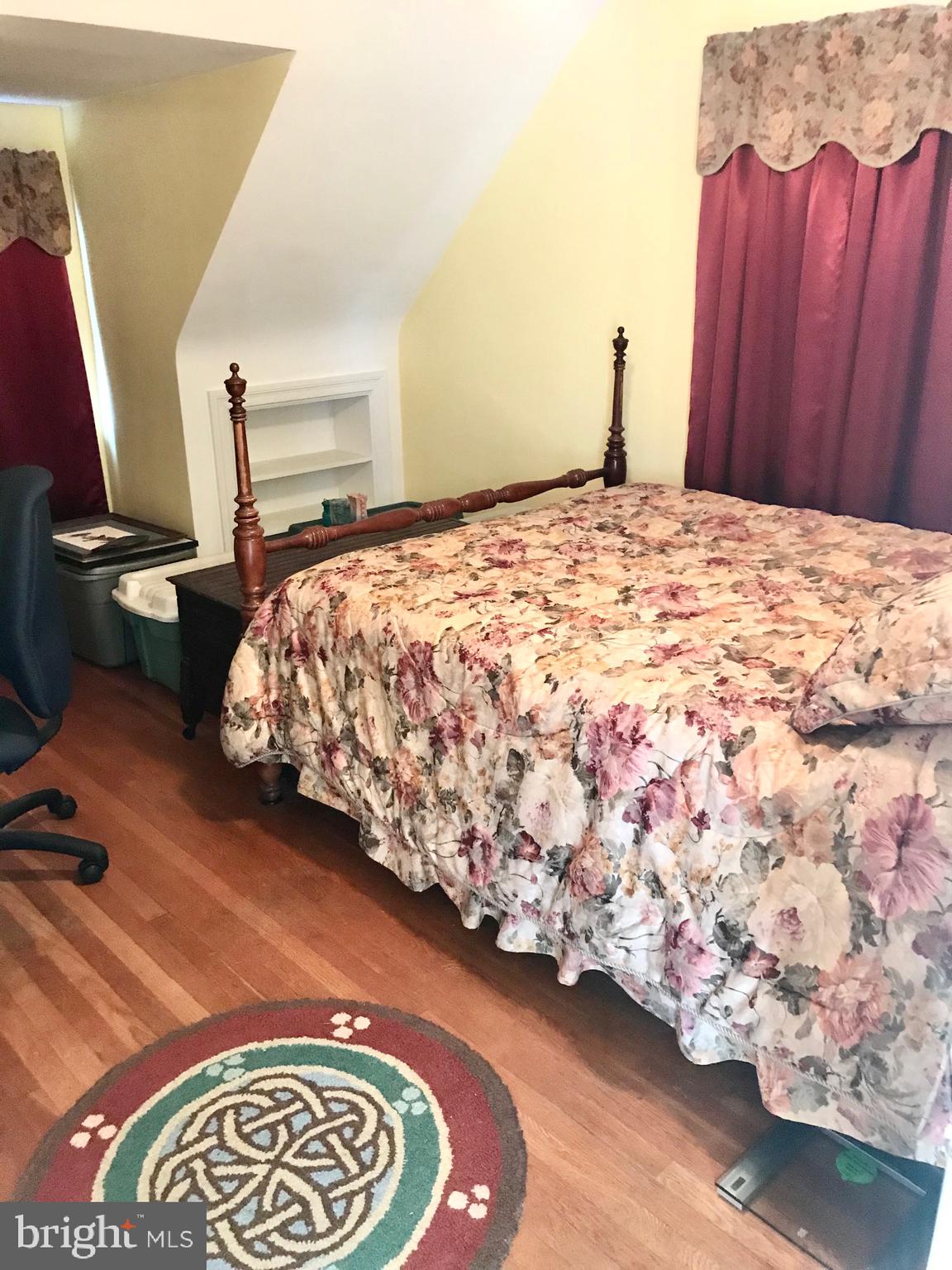 4211 Kensington Road Baltimore, MD 21229 - Photo 13 of 40 Bedroom #2