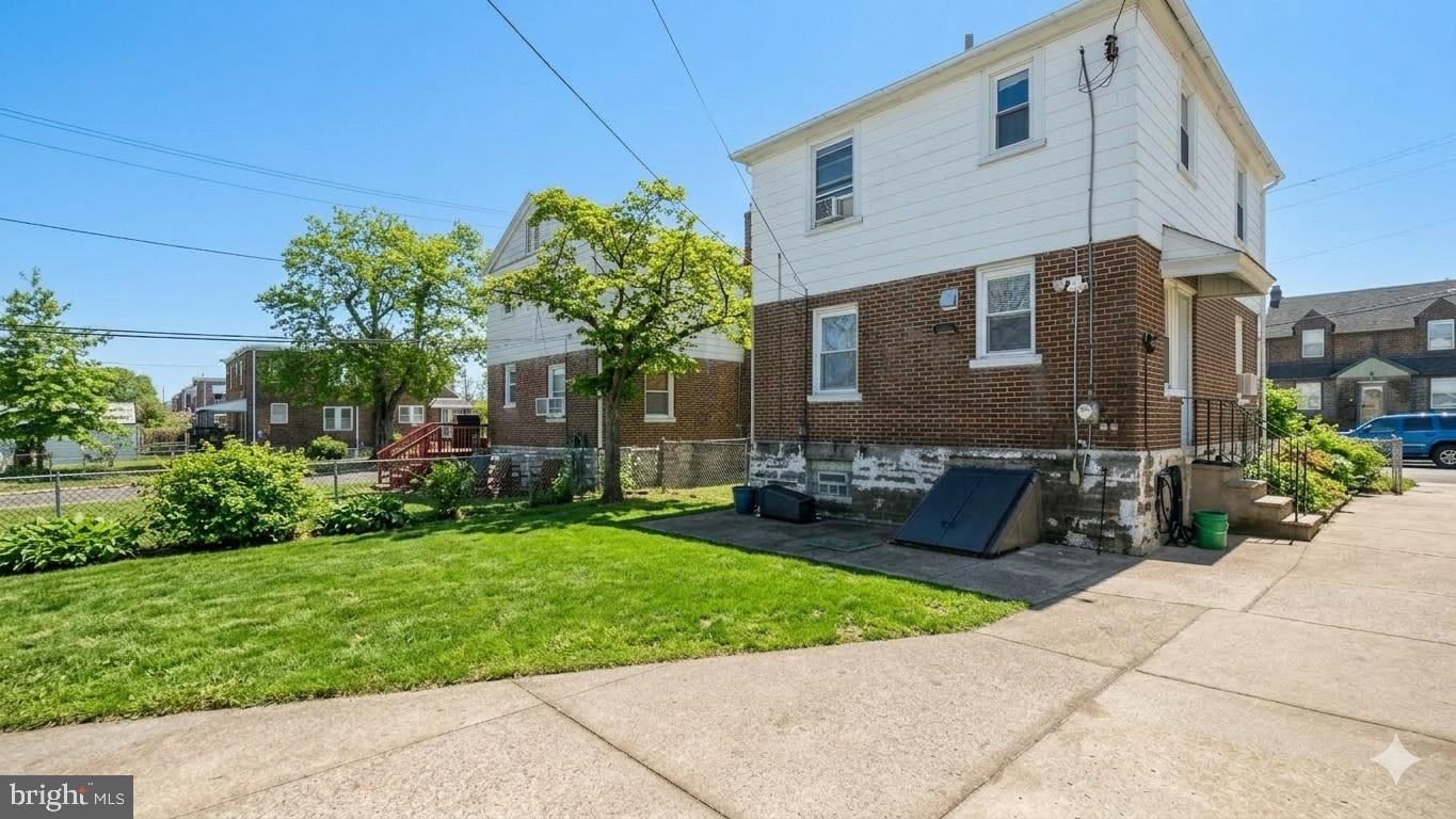 2035 Ripley Street Philadelphia, PA 19152 - Photo 7 of 29 Traditional backyard