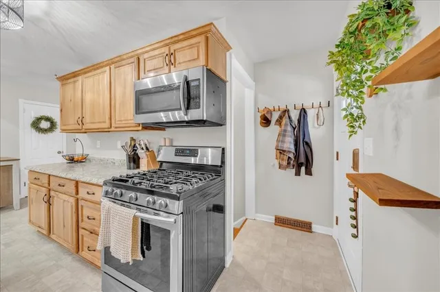 $245,000 | 1 Jennifer Lane, Apalachin, NY 13732