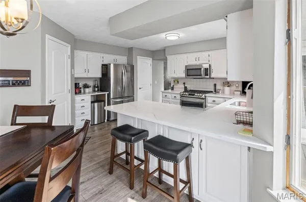 $350,000 | 4608 Vandebrook Drive, Waterloo, IL 62298