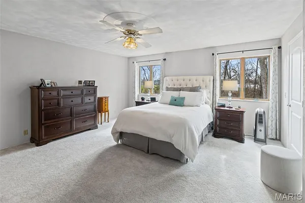 $350,000 | 4608 Vandebrook Drive, Waterloo, IL 62298