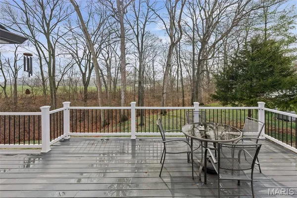 $350,000 | 4608 Vandebrook Drive, Waterloo, IL 62298