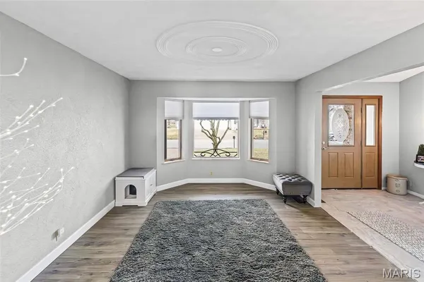 $350,000 | 4608 Vandebrook Drive, Waterloo, IL 62298