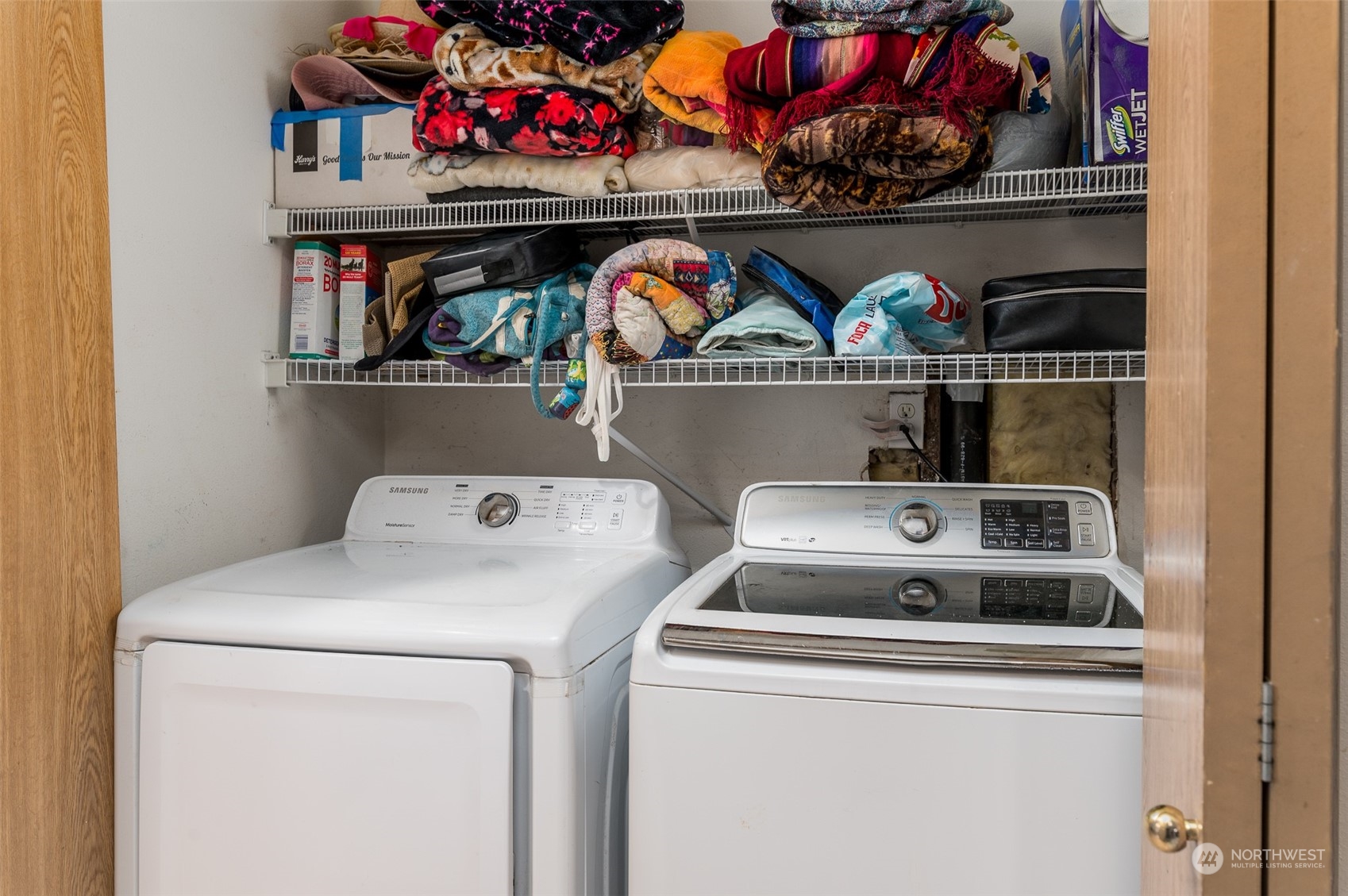 403 Rohrer Loop Sedro-Woolley, WA 98284 - Photo 15 of 24 a utility room with dryer and washer