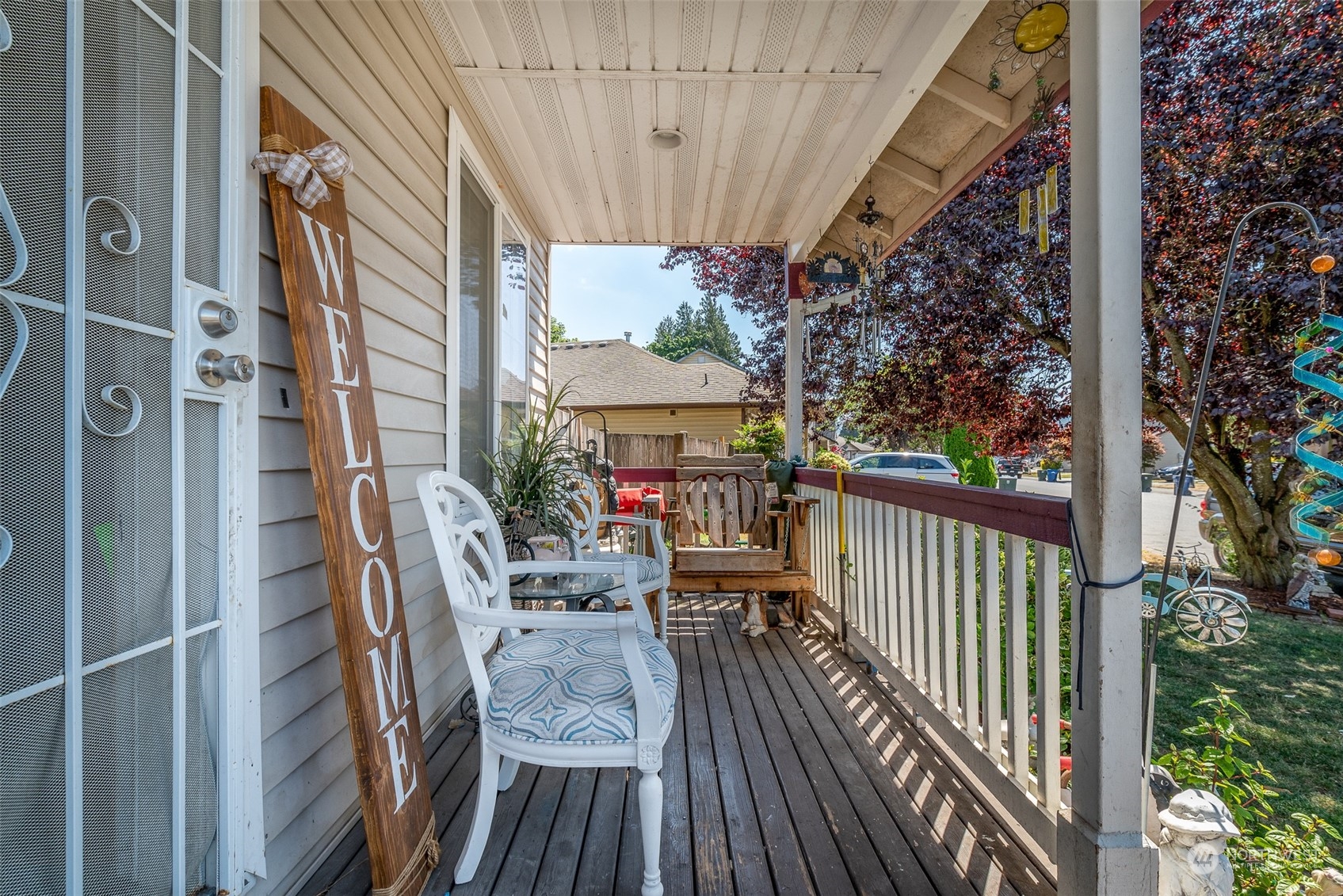 403 Rohrer Loop Sedro-Woolley, WA 98284 - Photo 22 of 24 a view of balcony with furniture