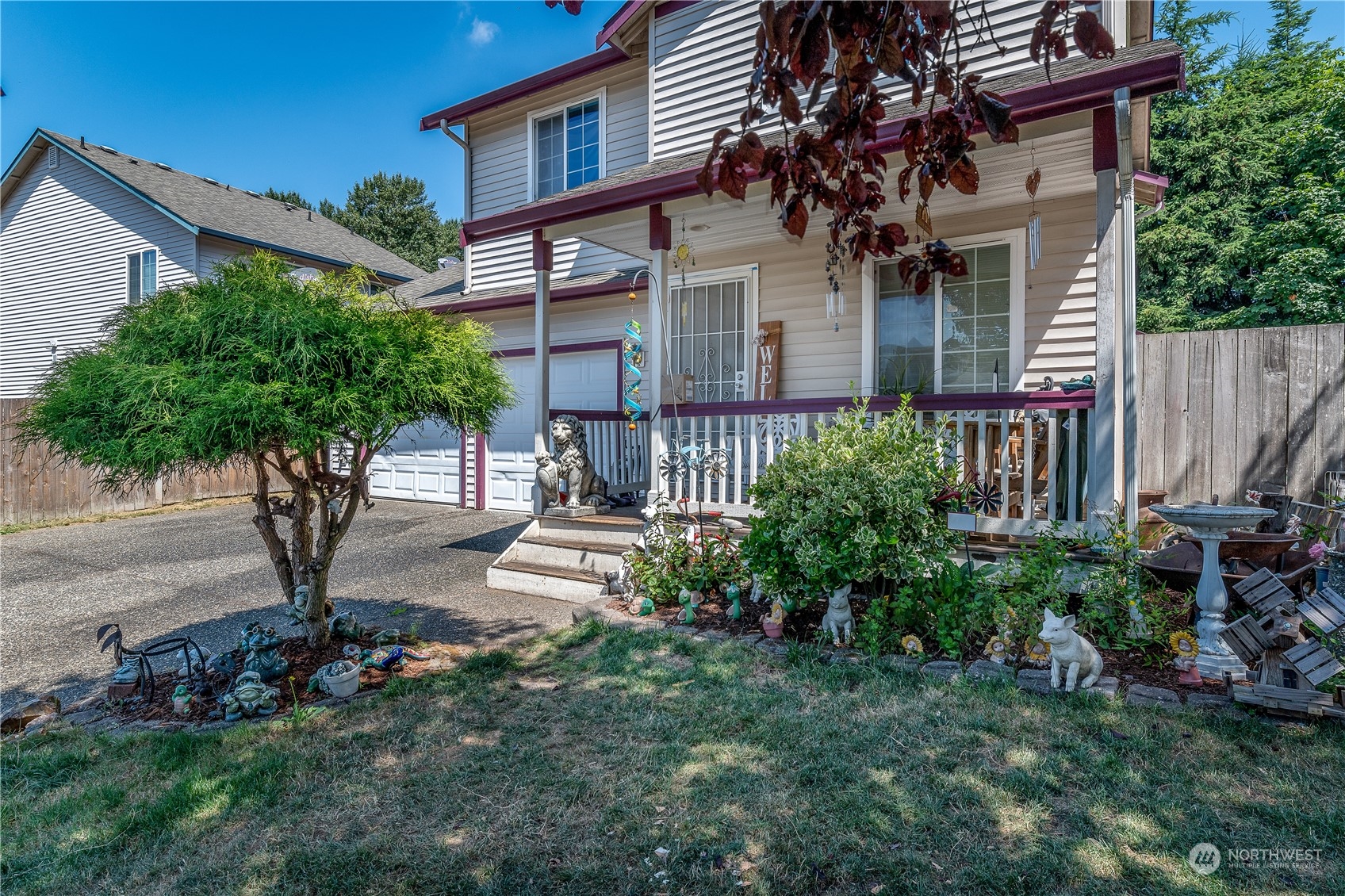 403 Rohrer Loop Sedro-Woolley, WA 98284 - Photo 23 of 24 a front view of a house with garden