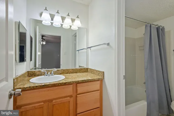 $2,700 | 1507 Lincoln Way, Unit 204, McLean, VA 22102