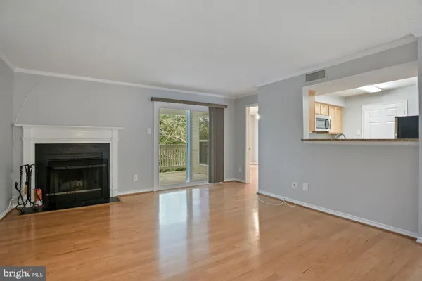 $2,700 | 1507 Lincoln Way, Unit 204, McLean, VA 22102