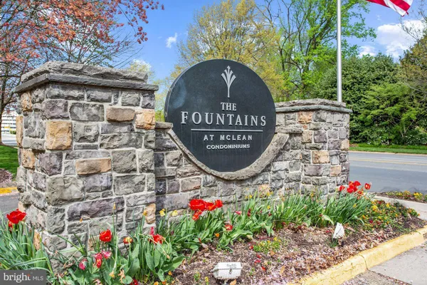 $2,700 | 1507 Lincoln Way, Unit 204, McLean, VA 22102