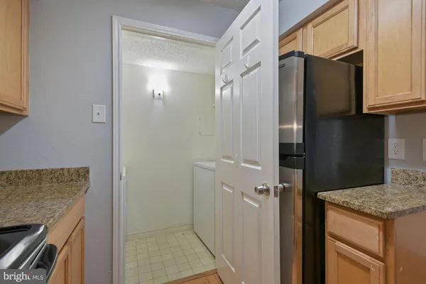 $2,700 | 1507 Lincoln Way, Unit 204, McLean, VA 22102