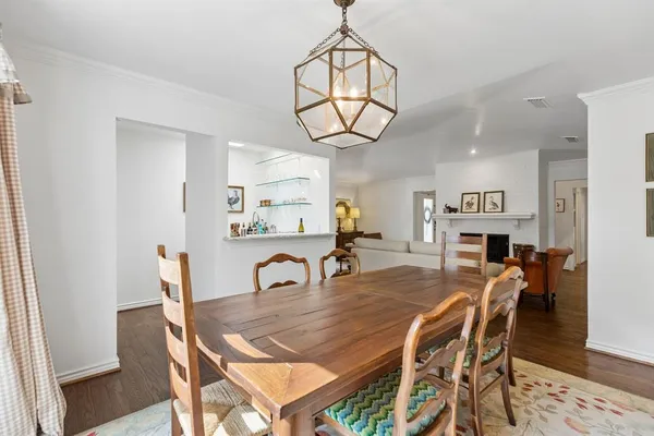 $1,499,000 | 3827 North Versailles Avenue, Dallas, TX 75209