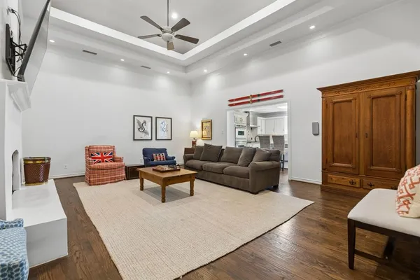 $1,499,000 | 3827 North Versailles Avenue, Dallas, TX 75209