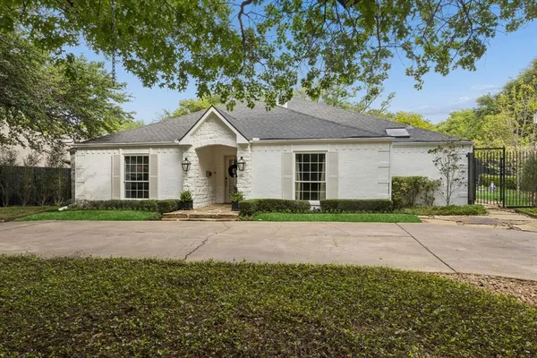 $1,499,000 | 3827 North Versailles Avenue, Dallas, TX 75209