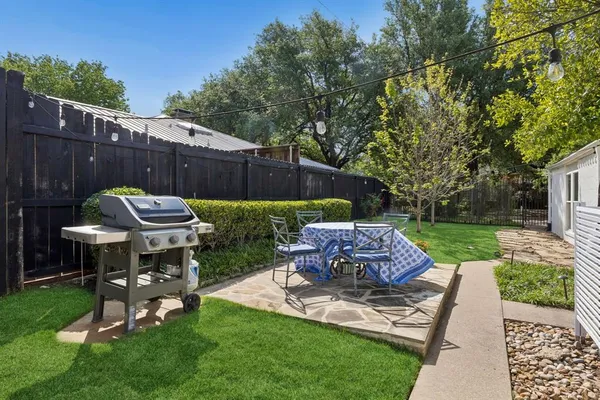$1,499,000 | 3827 North Versailles Avenue, Dallas, TX 75209