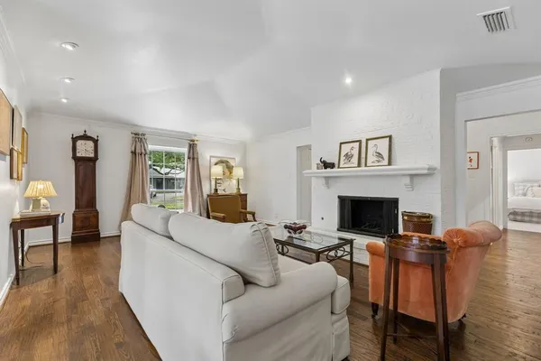 $1,499,000 | 3827 North Versailles Avenue, Dallas, TX 75209