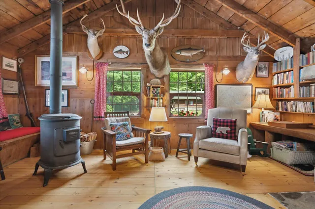 $1,500,000 | 0 Bradford Camps Munsungan Lake, Ashland, ME 04732