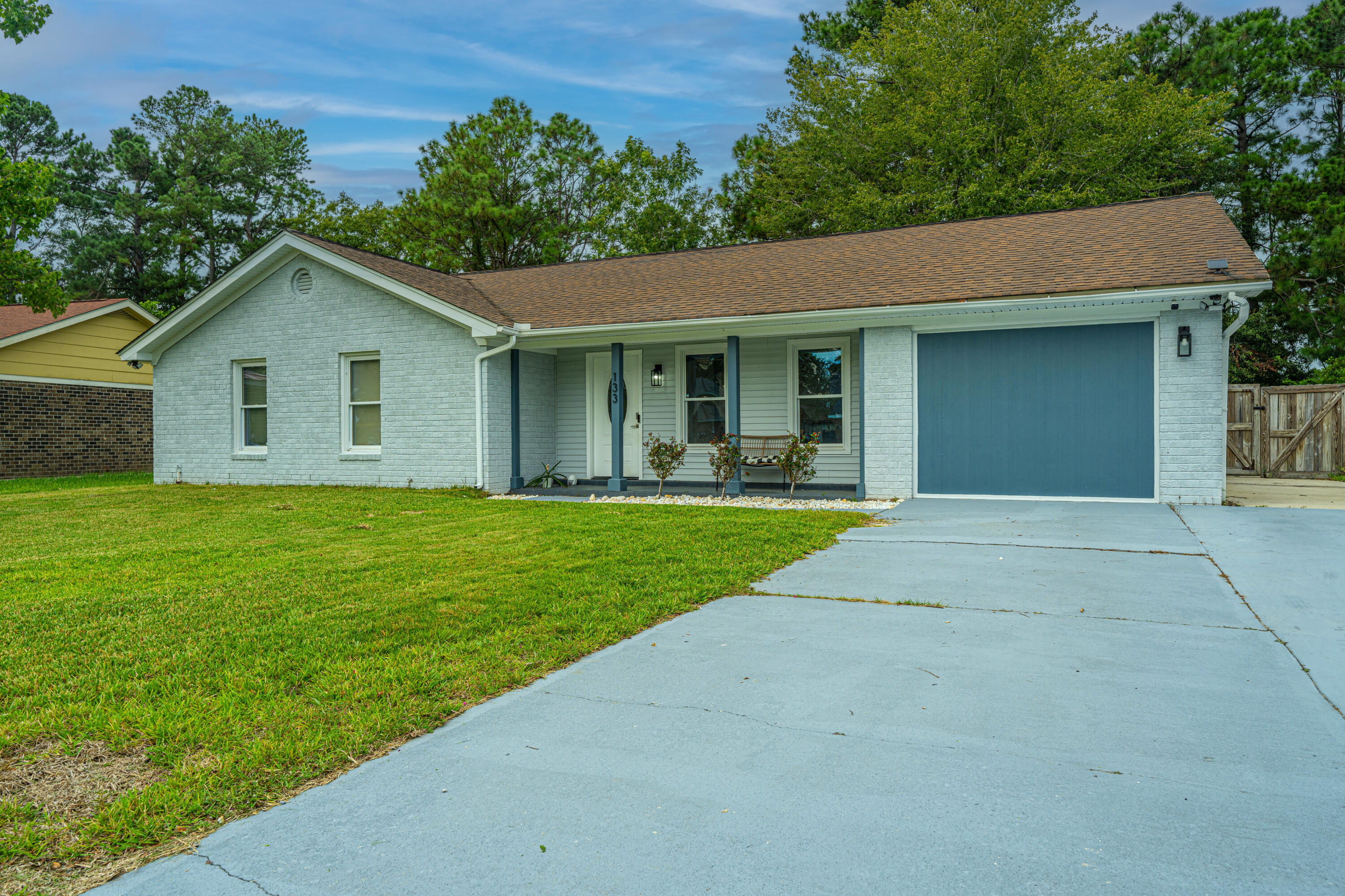133 Marion Road Summerville, SC 29486 - Photo 4 of 45 133MarionRd004