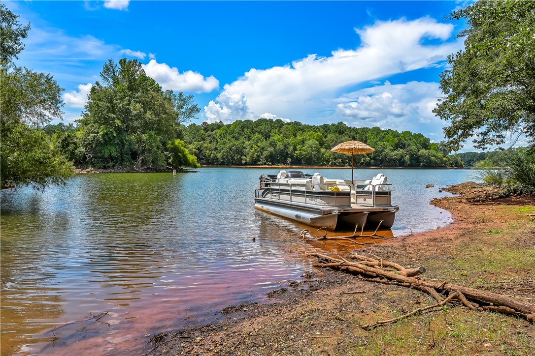 103 Amanda Drive Anderson, SC 29621 - Photo 40 of 49 Easy access to your boat!