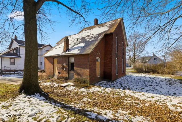 $790,000 | 820-822 West Howard Street, Muncie, IN 47305