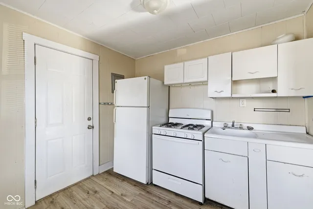 $790,000 | 820-822 West Howard Street, Muncie, IN 47305