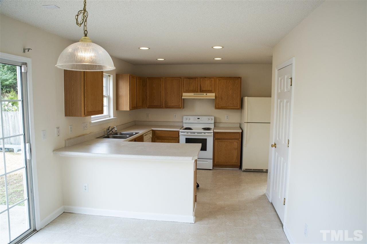 5809 Quitman Trail Raleigh, NC 27610 - Photo 7 of 25