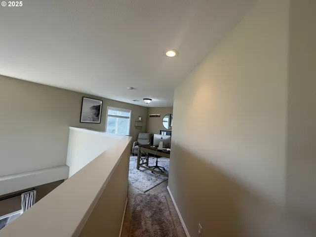 $395,000 | 135 Southwest Quincetree Court, Roseburg, OR 97471