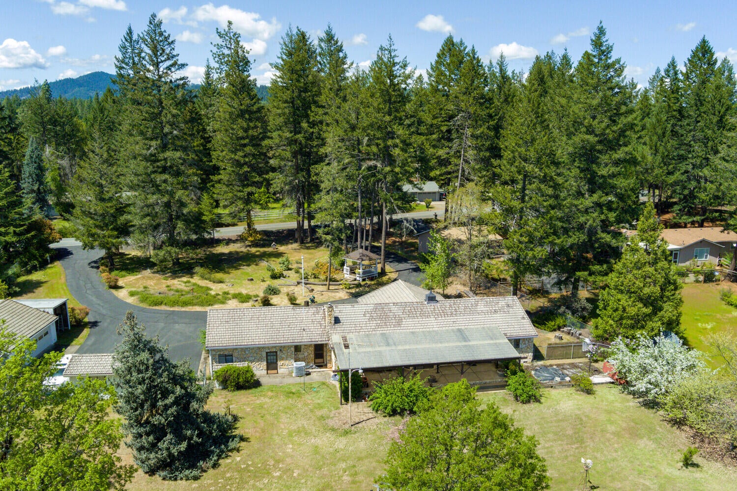 223 October Lane Merlin, OR 97532 - Photo 35 of 42 06_OL_6_mls