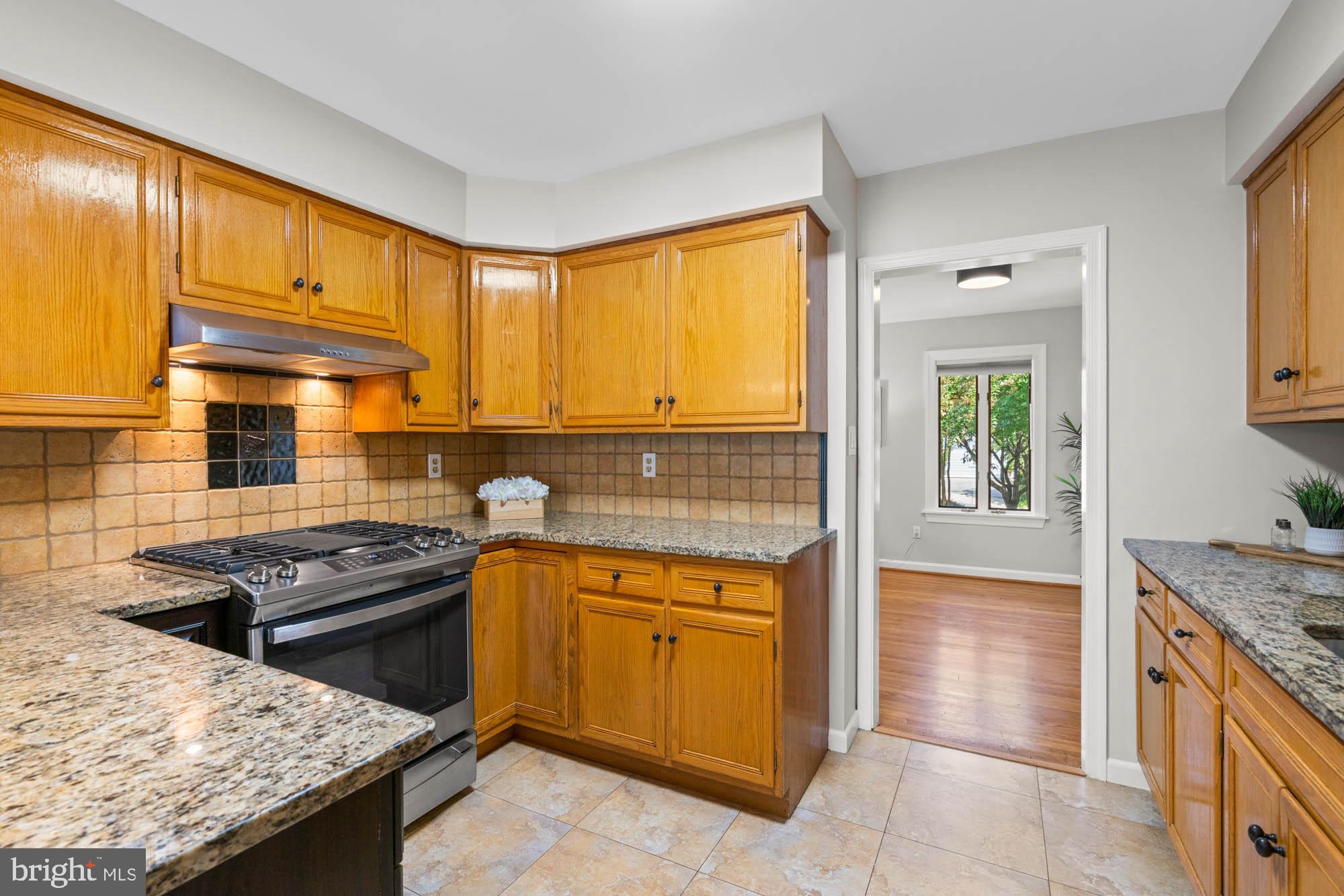 802 Stirling Road Silver Spring, MD 20901 - Photo 24 of 90