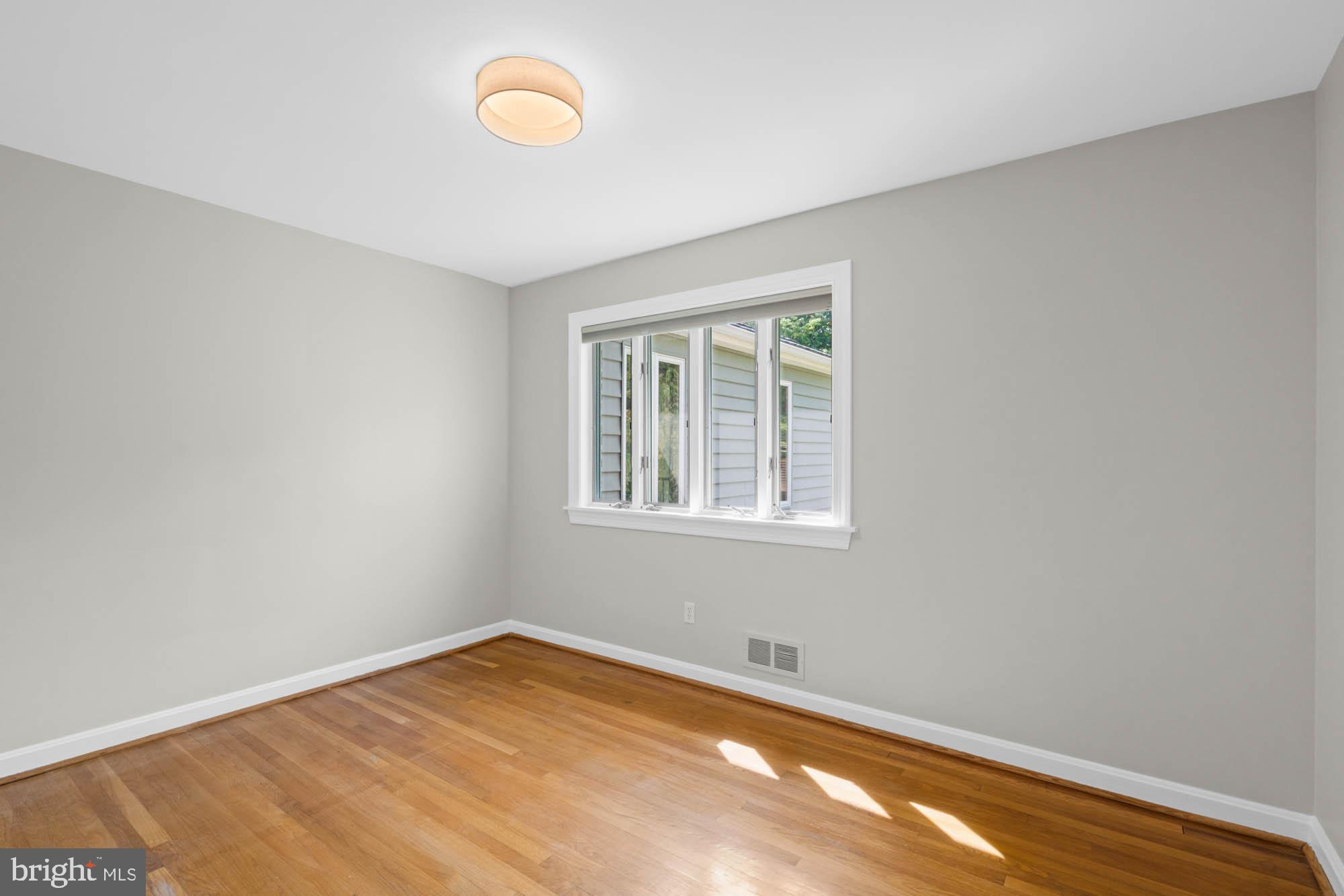 802 Stirling Road Silver Spring, MD 20901 - Photo 44 of 90