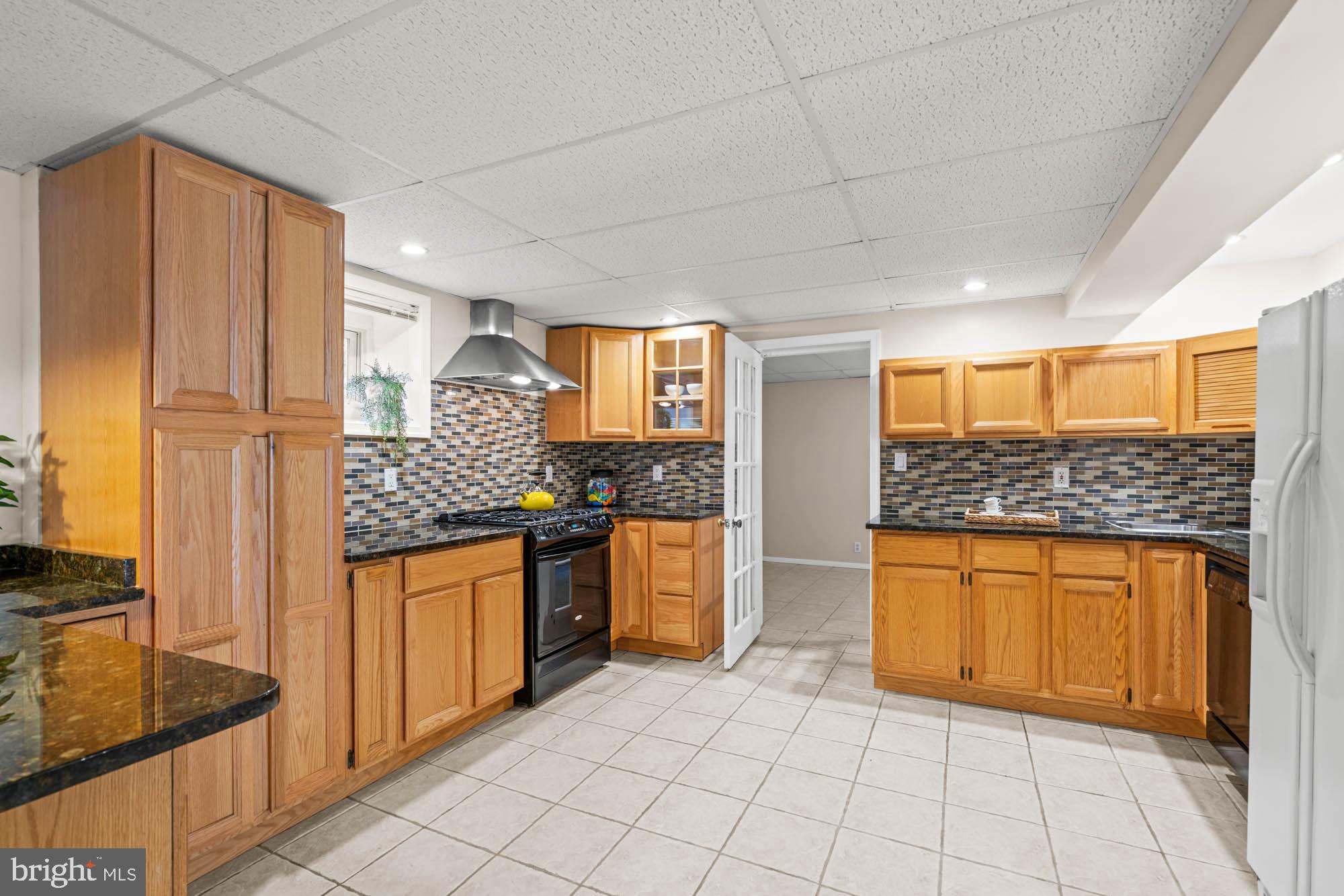 802 Stirling Road Silver Spring, MD 20901 - Photo 51 of 90