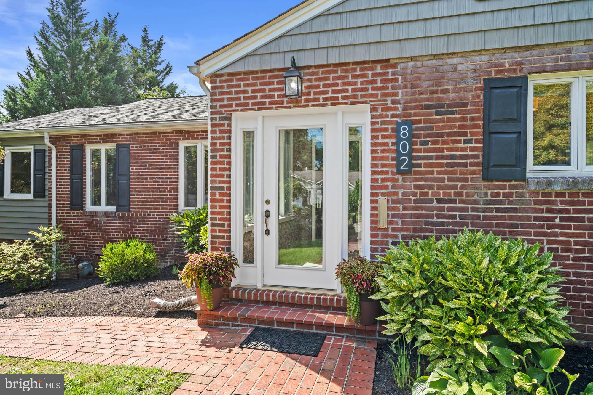 802 Stirling Road Silver Spring, MD 20901 - Photo 7 of 90