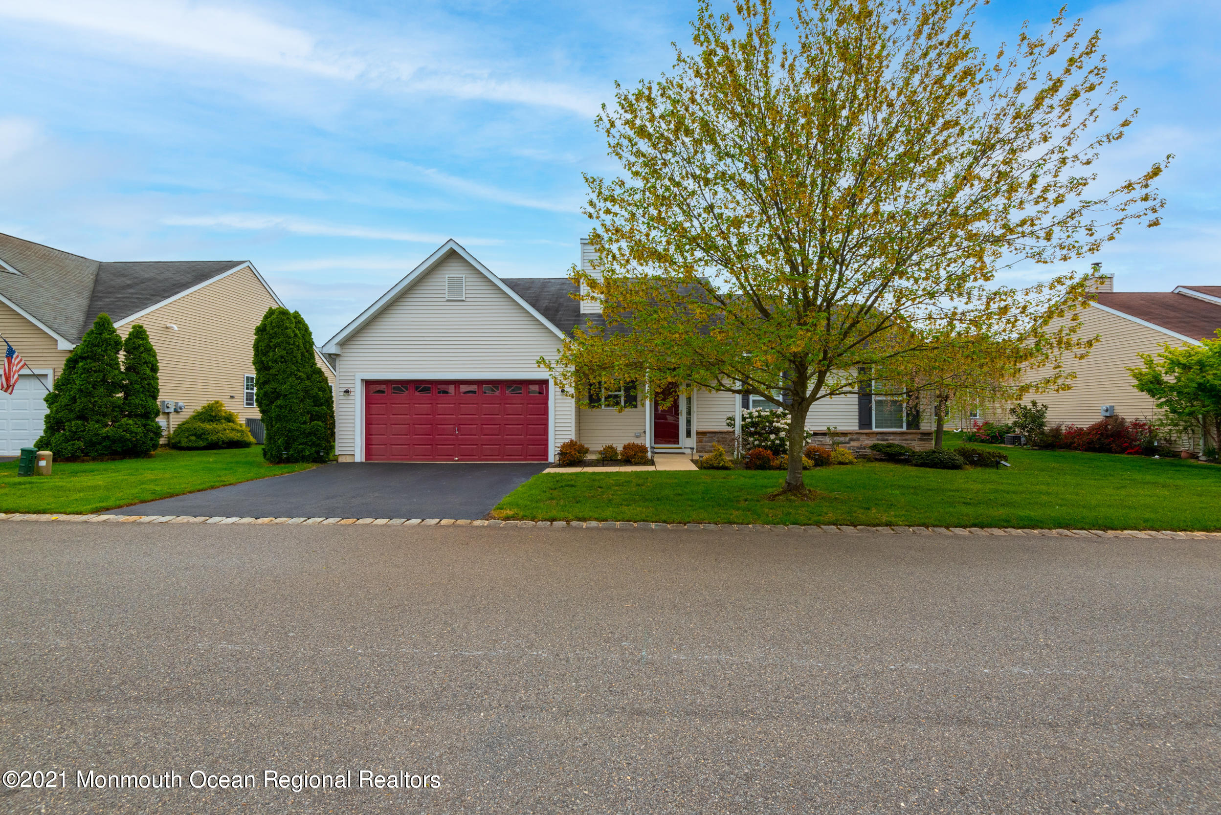 4 Carriage Road Manchester Township, NJ 08759 - Photo 1 of 19 Front 1a