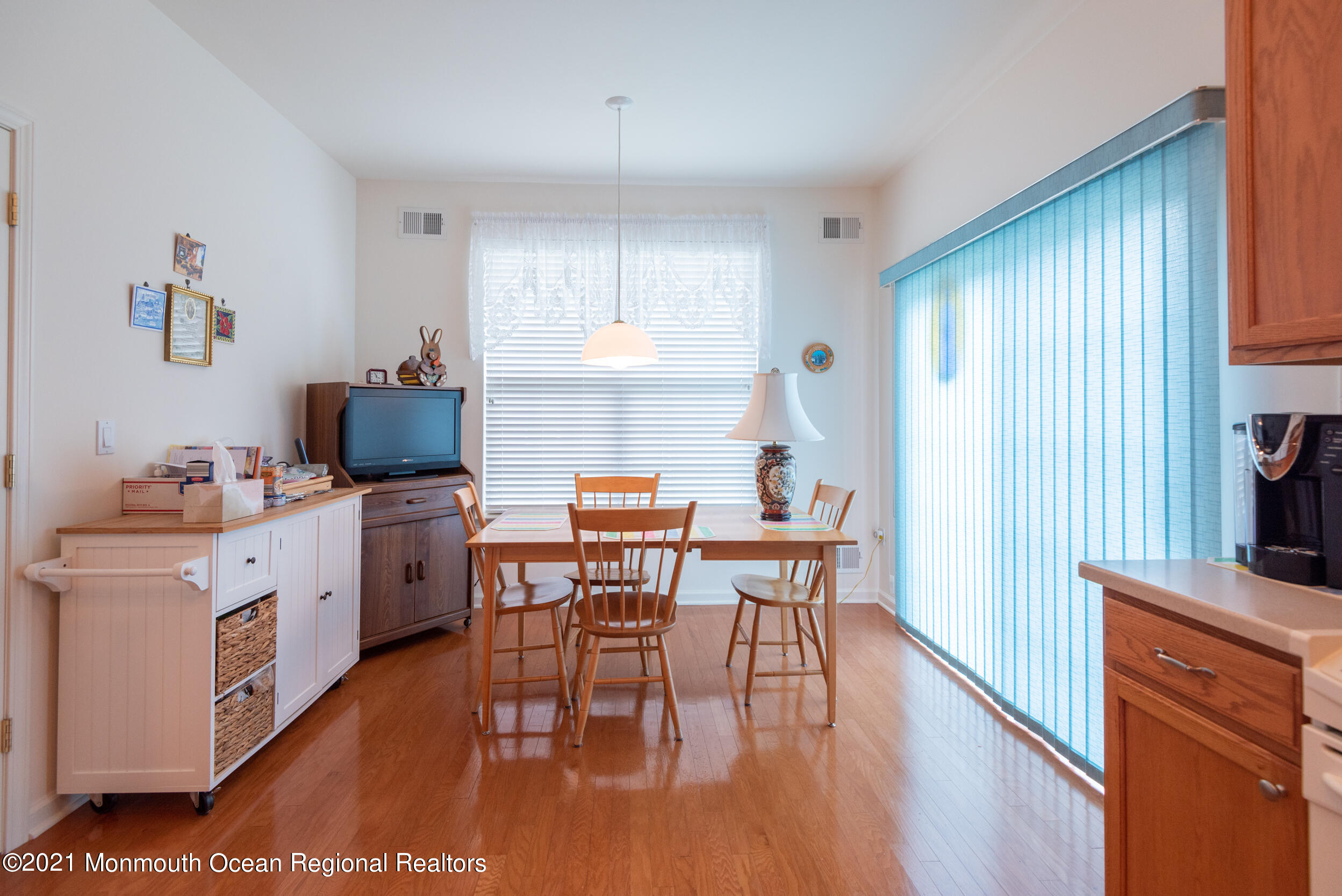 4 Carriage Road Manchester Township, NJ 08759 - Photo 13 of 19 Kitchen 4