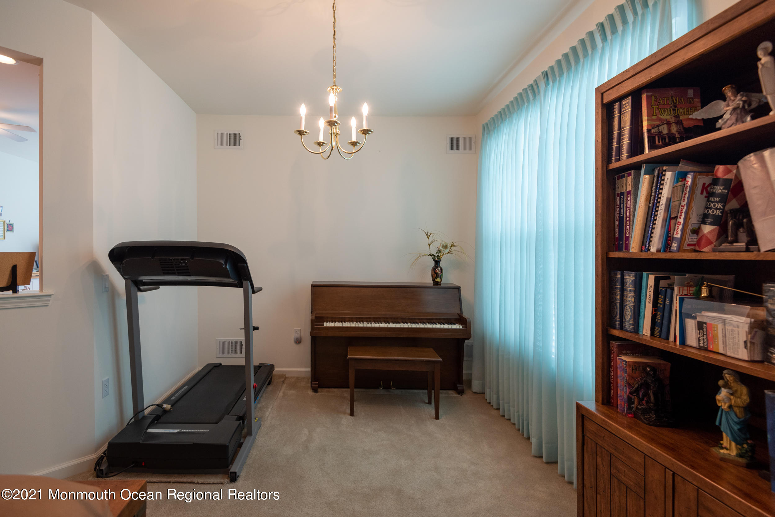 4 Carriage Road Manchester Township, NJ 08759 - Photo 9 of 19 Dining 1
