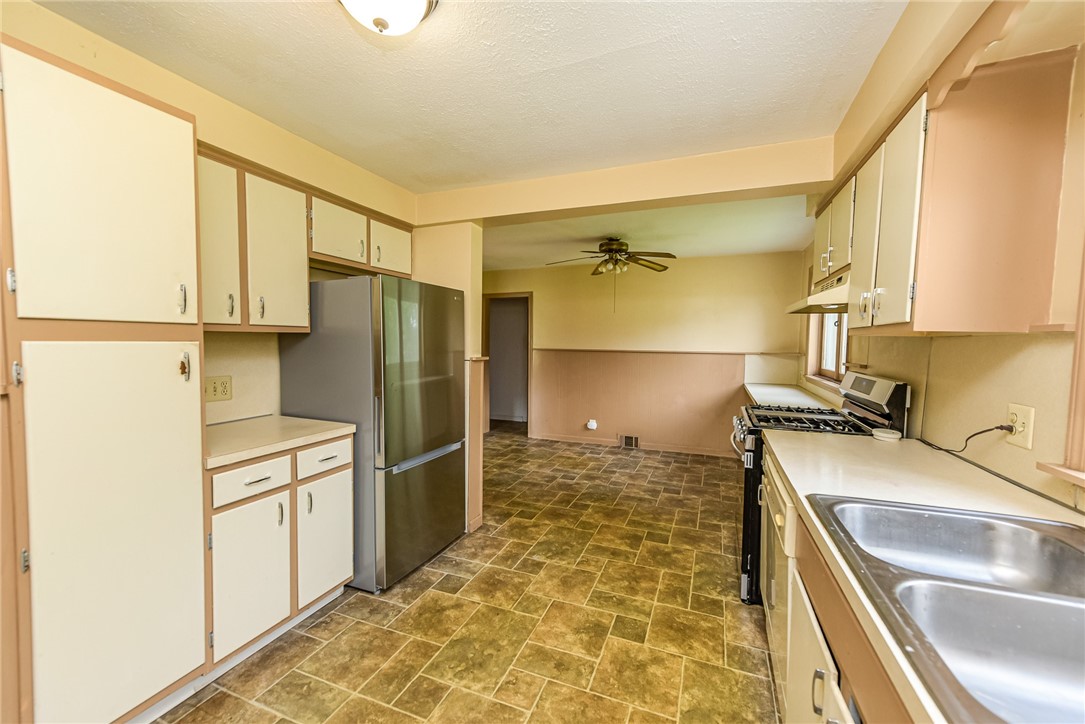 2300 Spencerport Road Gates, NY 14606 - Photo 10 of 38 Gallery Image 10
