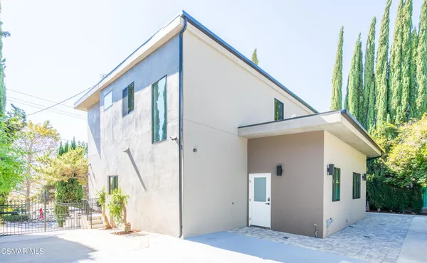 $2,190,000 | 3129 Orange Avenue, La Crescenta, CA 91214